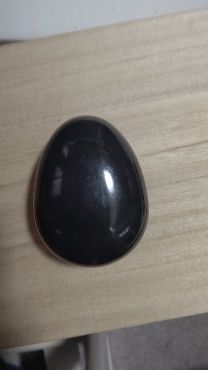 DAISO 立体ブラシ(たまご型)のクチコミ「DAISO立体ブラシたまご型これ 「コロン」としてて可愛いし、使いやすくてよかった!やすいから.....」(1枚目)