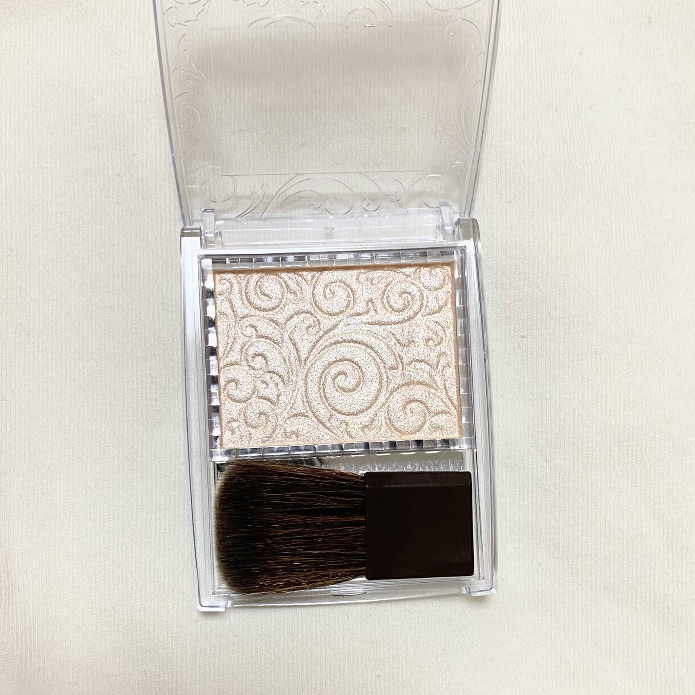 パールグロウハイライト/CEZANNE/パウダーハイライトを使ったクチコミ(2枚目)