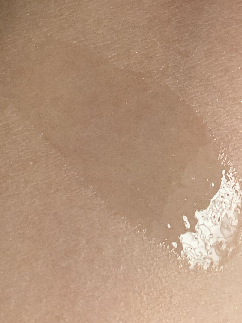 コンフォート リップオイル  06 mint/CLARINS/リップグロスを使ったクチコミ（3枚目）