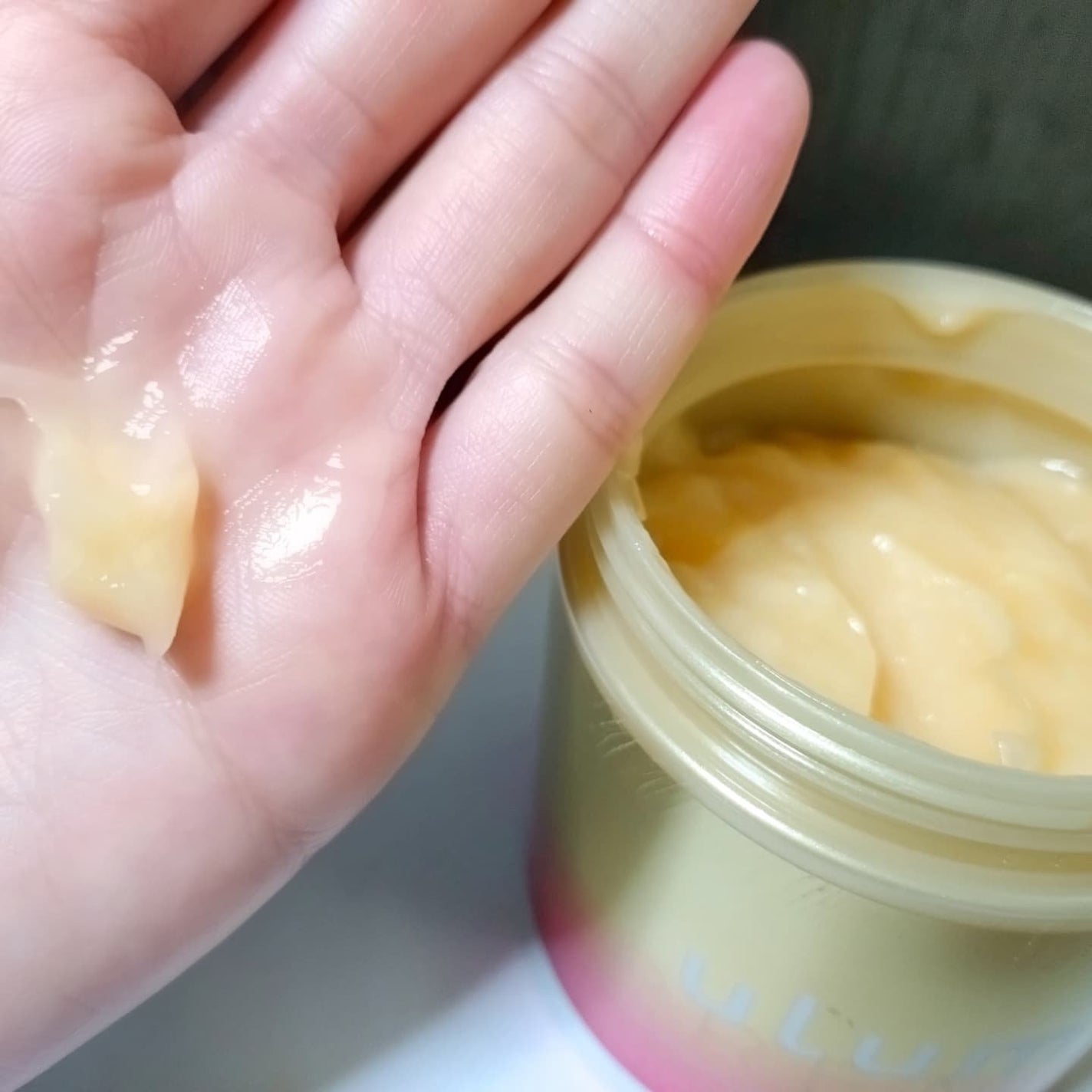 ウルミープレミアム リペアプロテイン ヘアマスク/ulumee/ヘアマスク・ヘアパックを使ったクチコミ(3枚目)