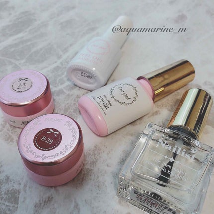 クイッククリスタルコート/ネイリスト/ネイルトップコートを使ったクチコミ(4枚目)