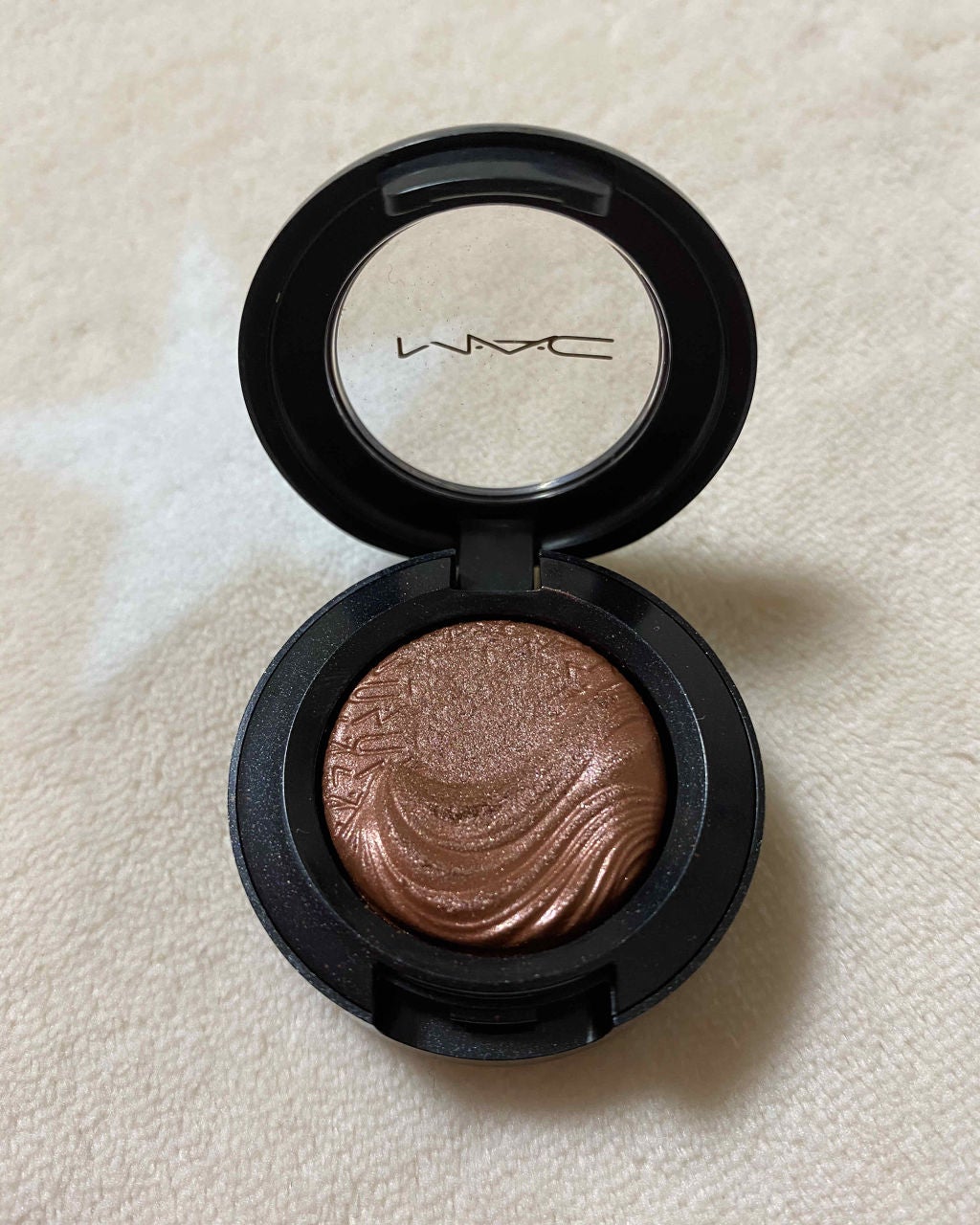 エクストラ ディメンション アイシャドウ/M・A・C/単色アイシャドウを使ったクチコミ(1枚目)