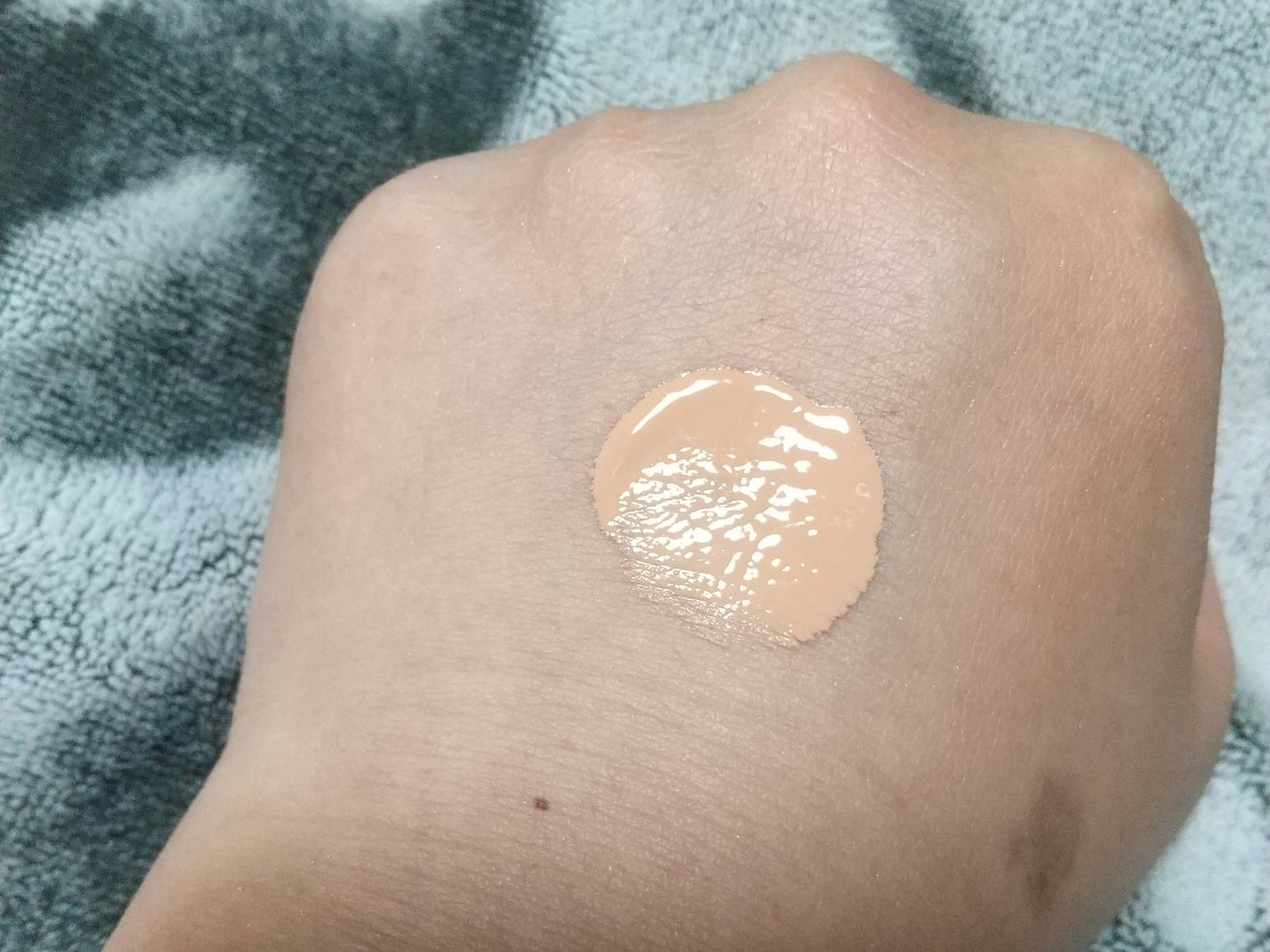 クラリティフロウリクイド/LUNASOL/リキッドファンデーションを使ったクチコミ(3枚目)