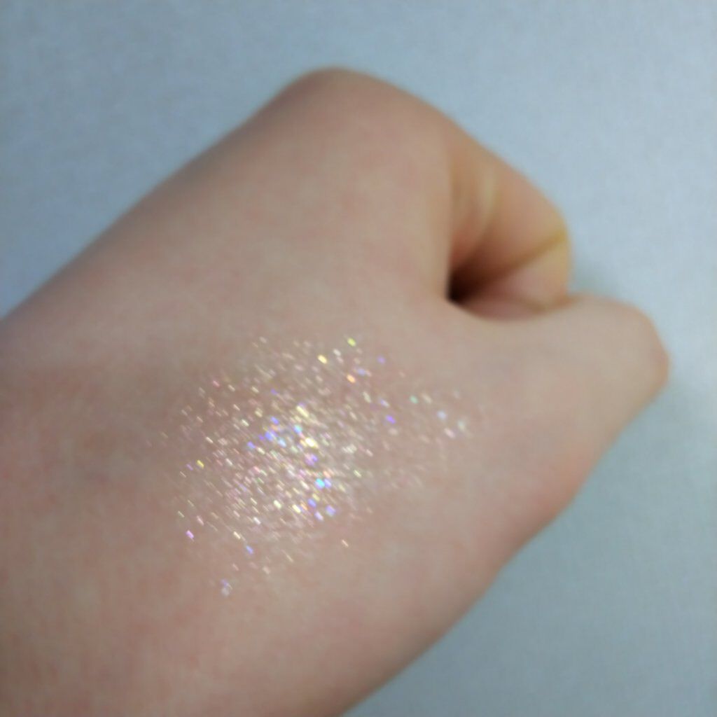 トゥインクルバーム/innisfree/ジェル・クリームアイシャドウを使ったクチコミ(3枚目)