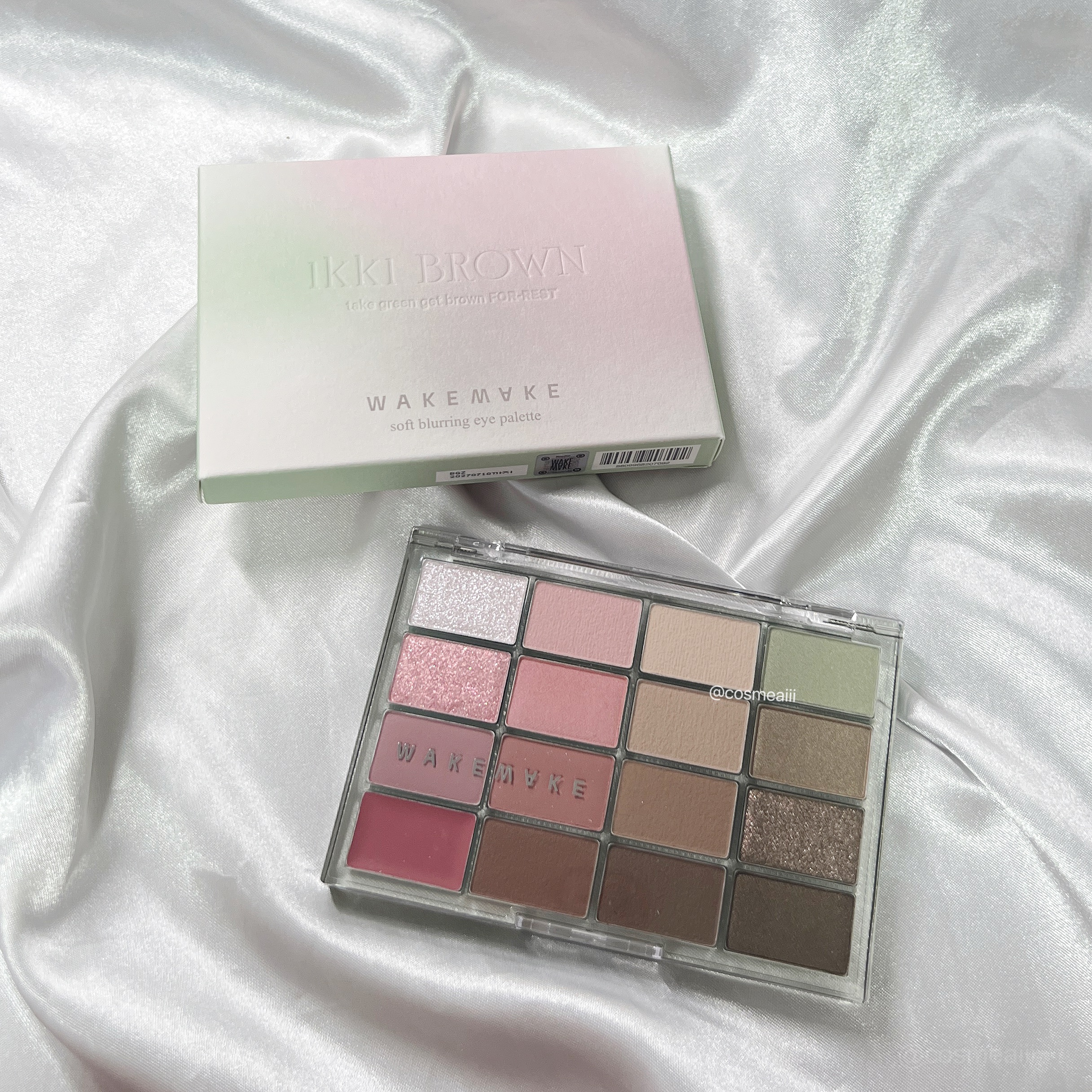 ソフトブラーリングアイパレット/wakemake/アイシャドウパレットを使ったクチコミ（2枚目）