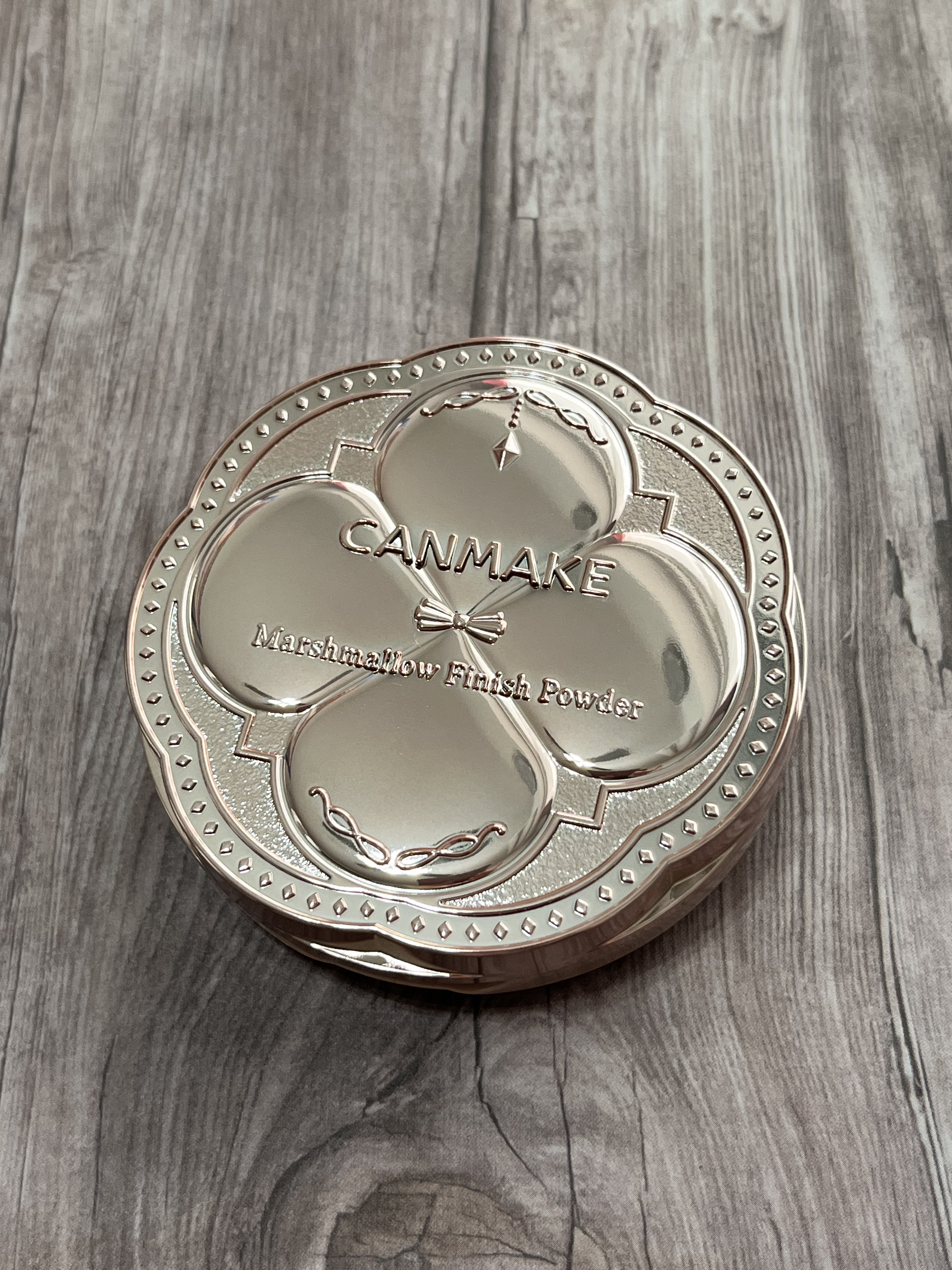 マシュマロフィニッシュパウダー MO マットオークル（新パッケージ）/キャンメイク/プレストパウダーを使ったクチコミ（1枚目）