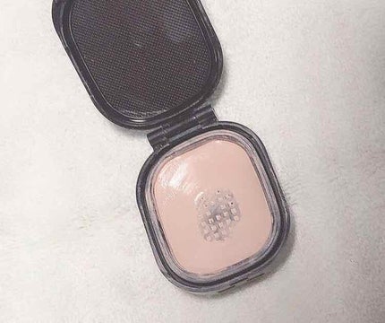 フローレス フィット/COVERMARK/クリーム・エマルジョンファンデーションを使ったクチコミ(2枚目)