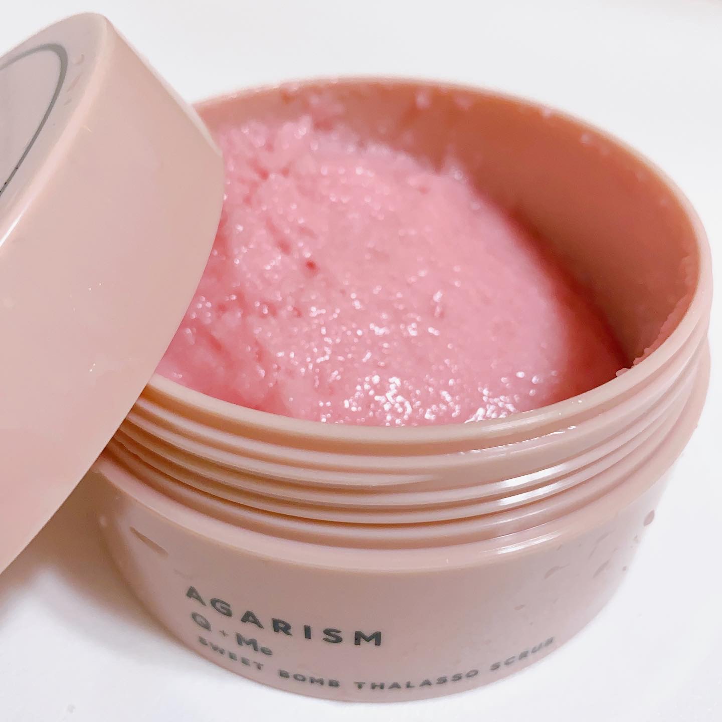 Q+Me スウィート ボム タラソ スクラブ/AGARISM/バストケア・ヒップケアを使ったクチコミ（2枚目）