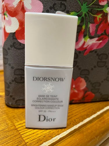 スノー メイクアップ ベース UV35 SPF35／PA+++/Dior/化粧下地を使ったクチコミ（2枚目）