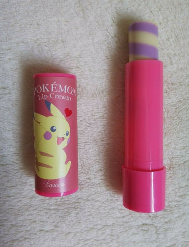 💄ポケットモンスター リップクリーム (ピカチュウ)

LIPSで紹介されてされていて、可愛さに一目惚れして購入しました(／▽＼)♪ (私はwebで購入しました。)

やっぱり可愛いですね(*＾ω＾*人