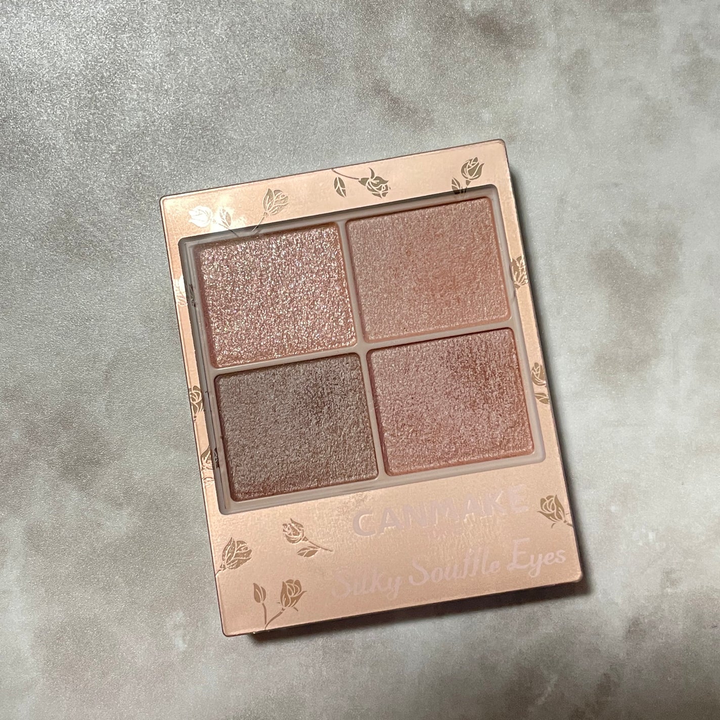 シルキースフレアイズ(マットタイプ)/キャンメイク/アイシャドウパレットを使ったクチコミ(1枚目)