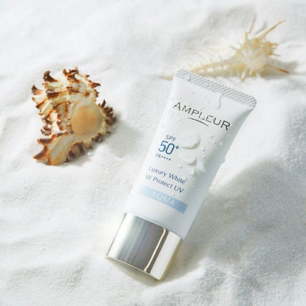 ラグジュアリーホワイト WプロテクトUVプラス/アンプルール/日焼け止めミルクを使ったクチコミ(1枚目)