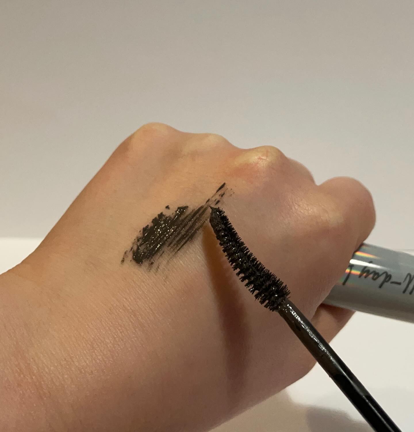 オールデイ ロング アンド カール マスカラ ダークトープ/Milk Touch/マスカラを使ったクチコミ（3枚目）