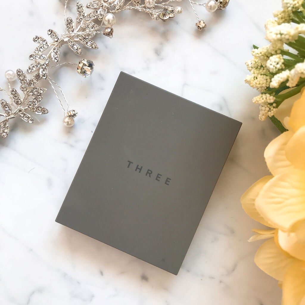 THREE シマリング グロー デュオ/THREE/クリームハイライトを使ったクチコミ(2枚目)