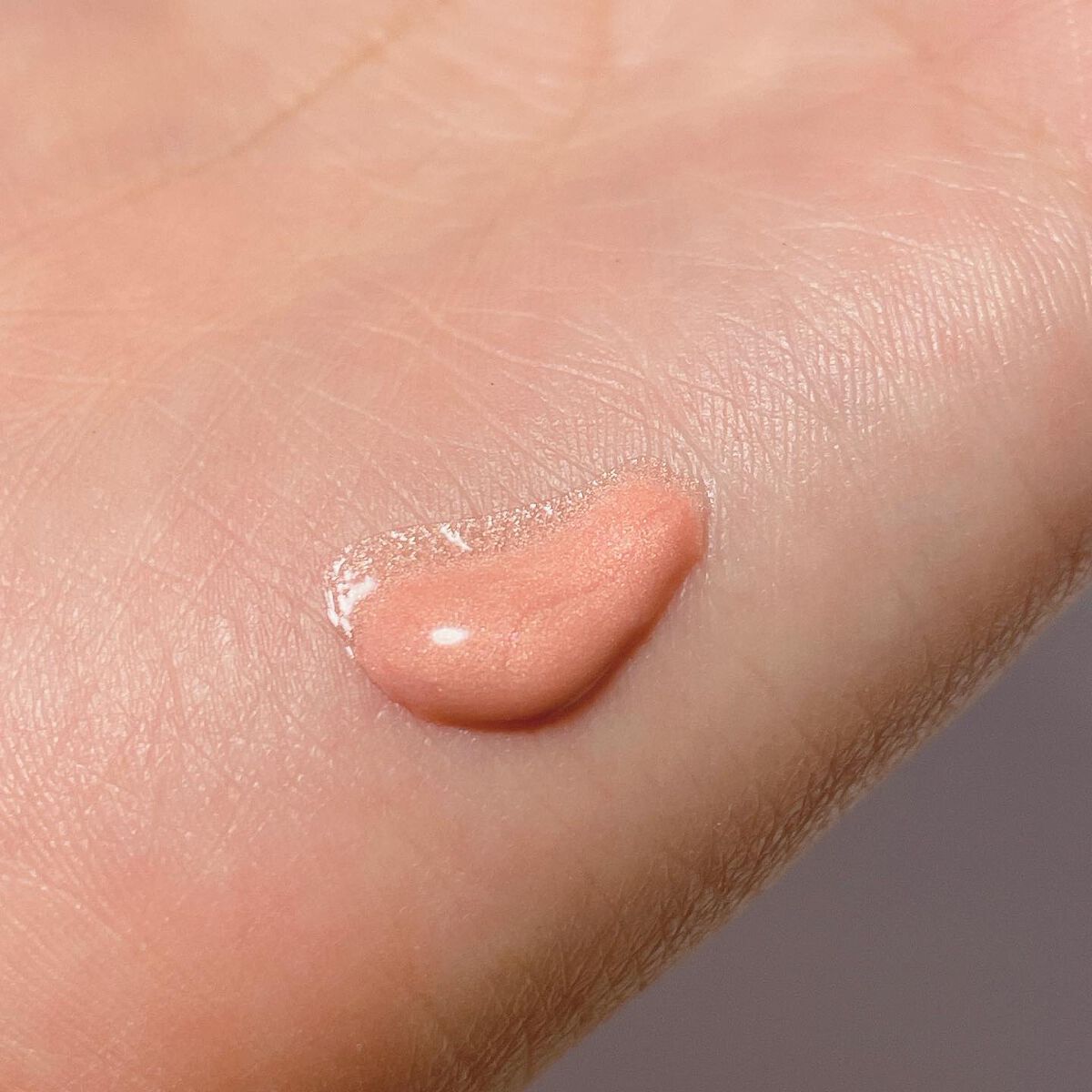 ジルスチュアート　イルミネイティング セラムプライマー 04 sunrise pink/JILL STUART/化粧下地を使ったクチコミ（3枚目）