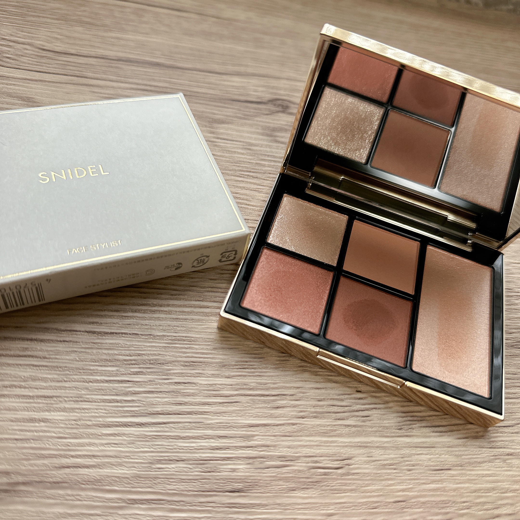 フェイス スタイリスト/SNIDEL BEAUTY/アイシャドウパレットを使ったクチコミ（1枚目）