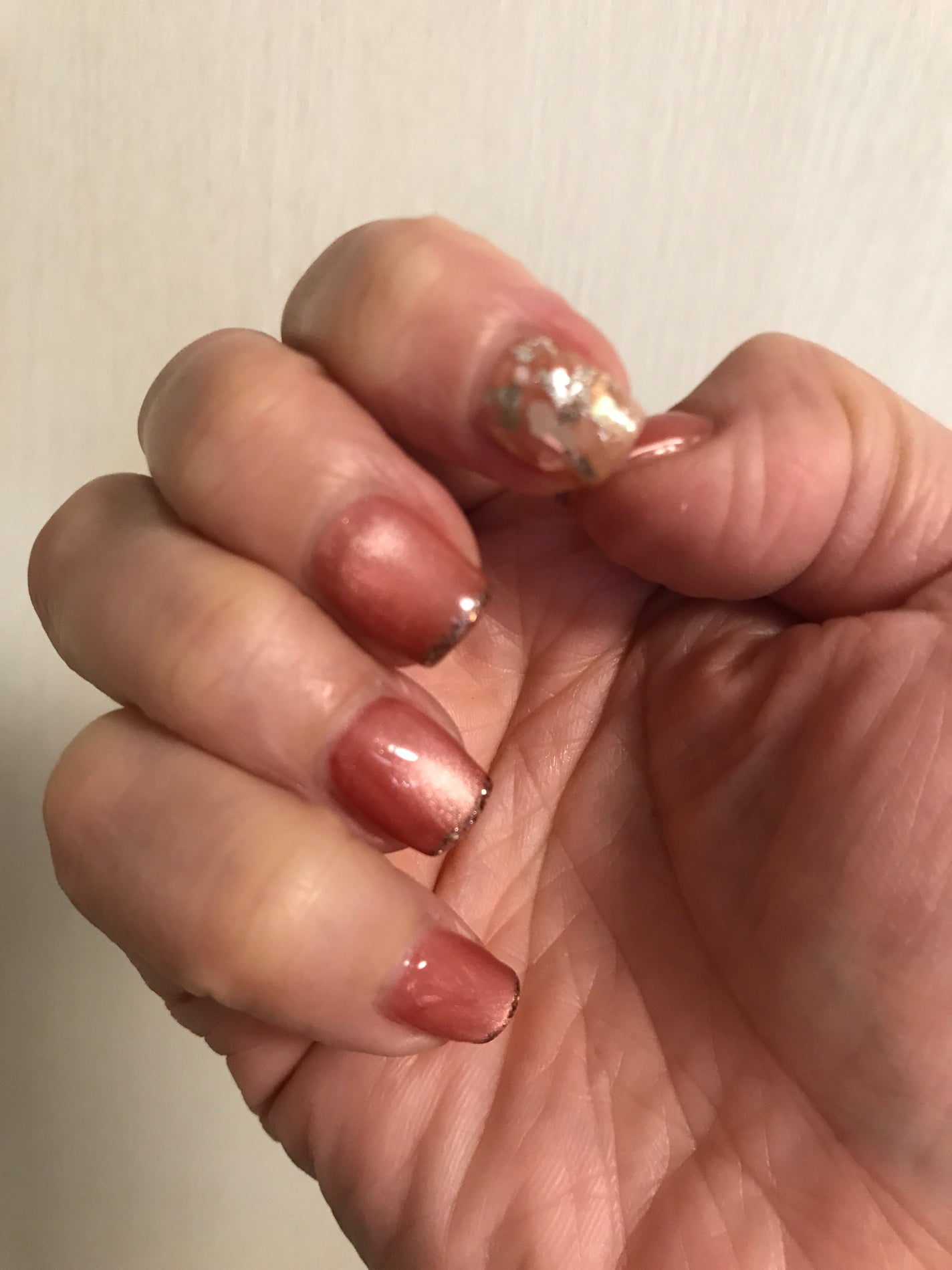 キラキラ☆ on LIPS 「#今月のネイル#春先取りな#色と#デザイン#明日春が来たら#松..」(3枚目)