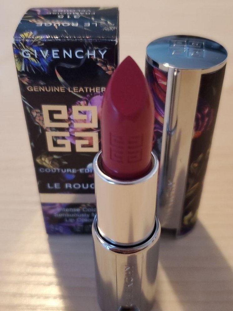 ルージュ・アンテルディ・シルキー No.229 ローズ・ファネ/GIVENCHY/口紅を使ったクチコミ（1枚目）