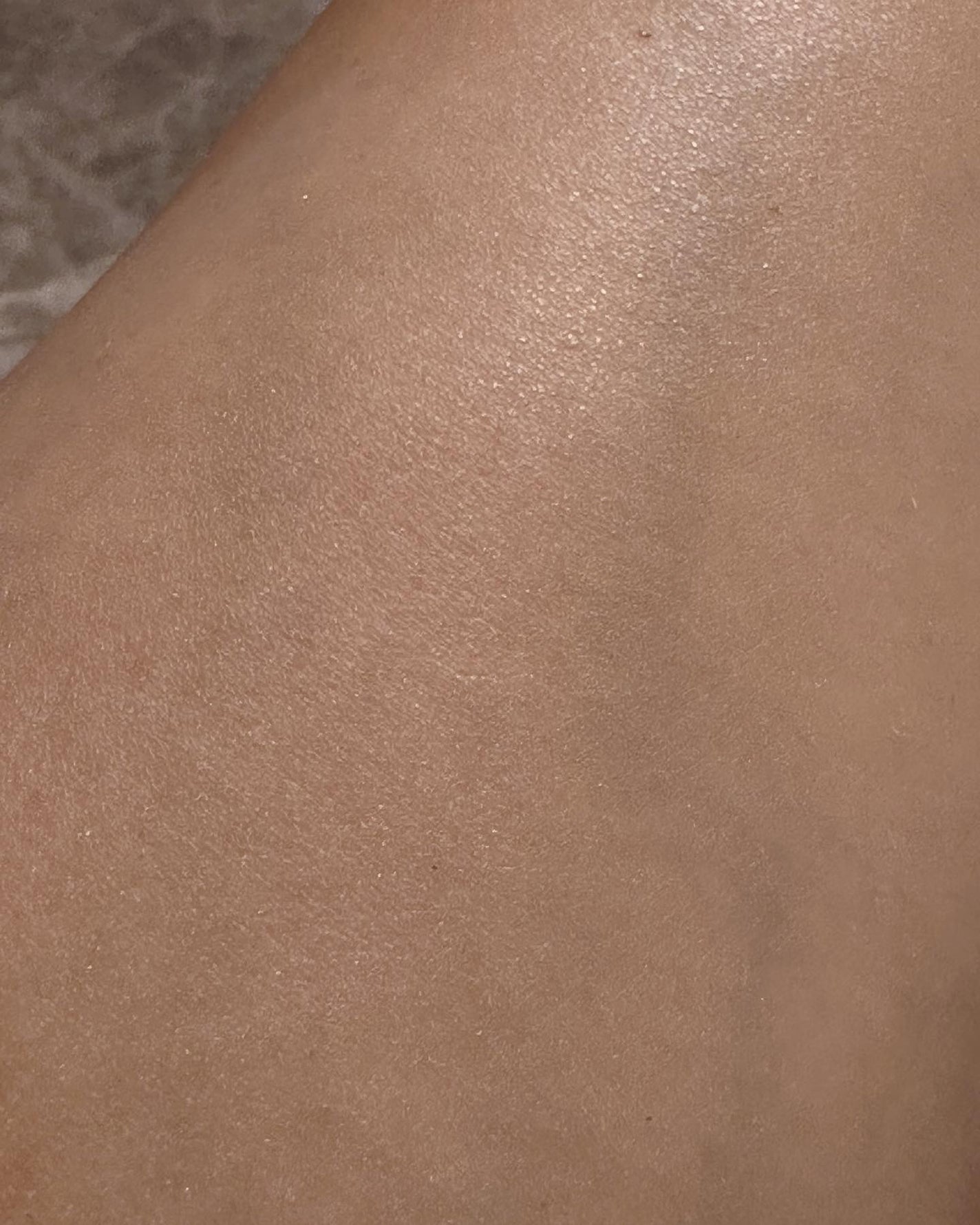 ライトリフレクティング トーンアップヴェール/NARS/化粧下地を使ったクチコミ(5枚目)