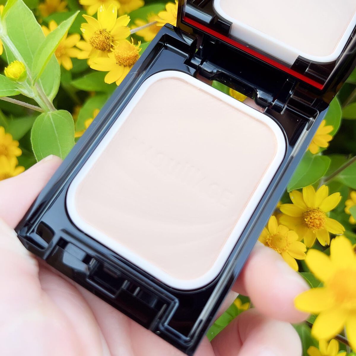 ドラマティックパウダリー EX ベビーピンクオークル00/マキアージュ/パウダーファンデーションを使ったクチコミ（2枚目）