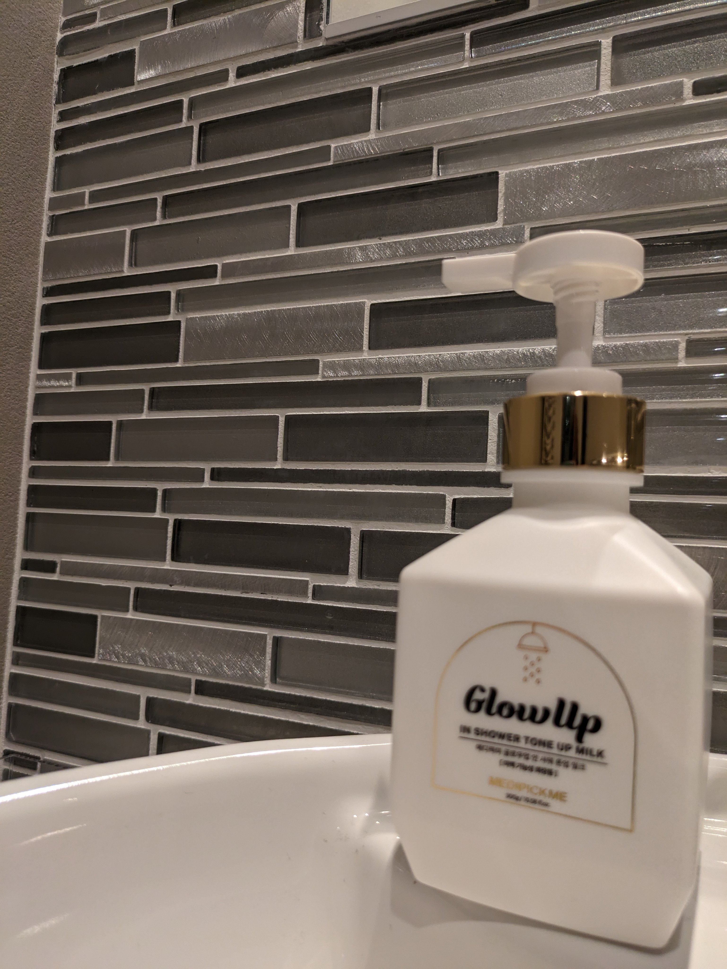 グローアップインシャワートーンアップミルク/MEDIPICKME/ボディクリームを使ったクチコミ（1枚目）