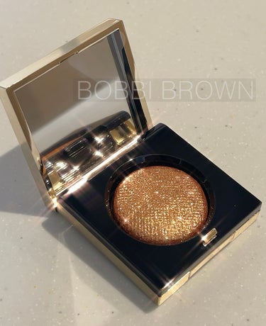 リュクス アイシャドウ リッチスパークル 02 サンフレア/BOBBI BROWN/シングルアイシャドウを使ったクチコミ（1枚目）