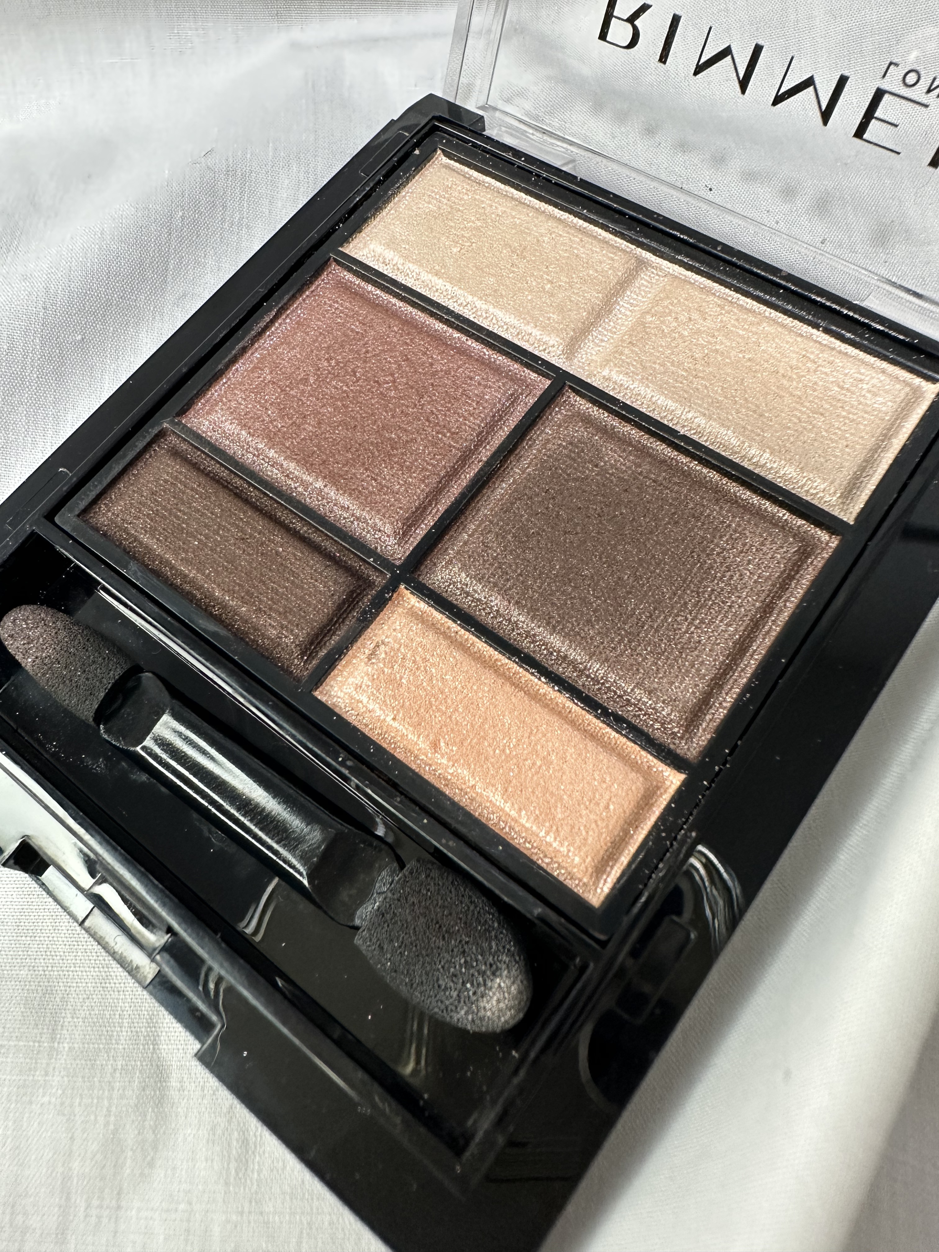 ワンダー スウィート アイシャドウ/リンメル ロンドン/アイシャドウパレットを使ったクチコミ（1枚目）