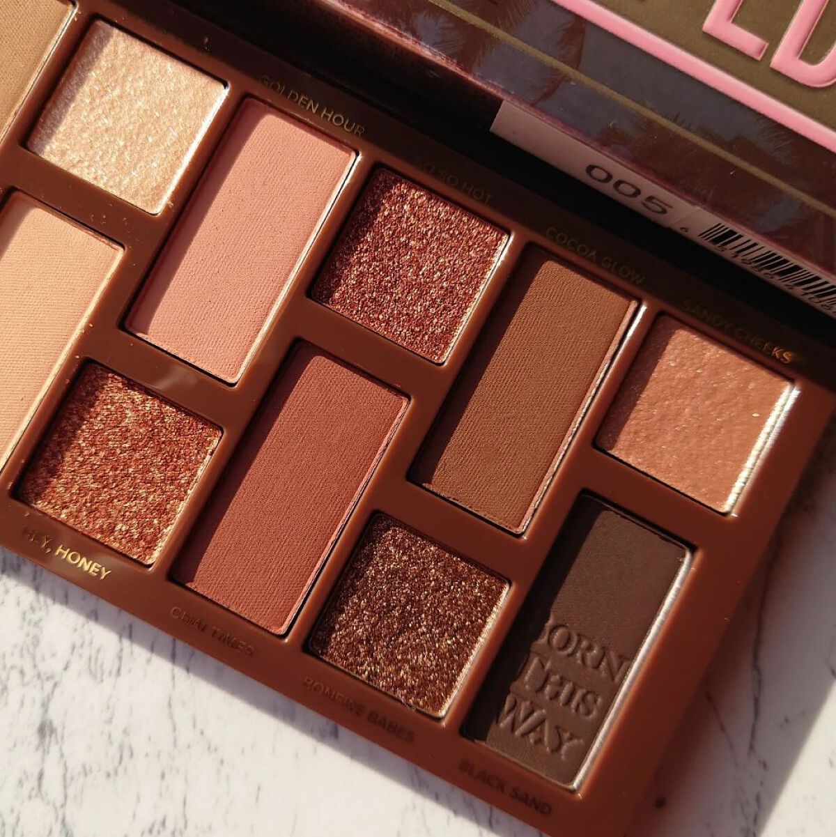 ボーンディスウェイ サンセット ストリップ アイシャドウ パレット/Too Faced/アイシャドウパレットを使ったクチコミ（3枚目）