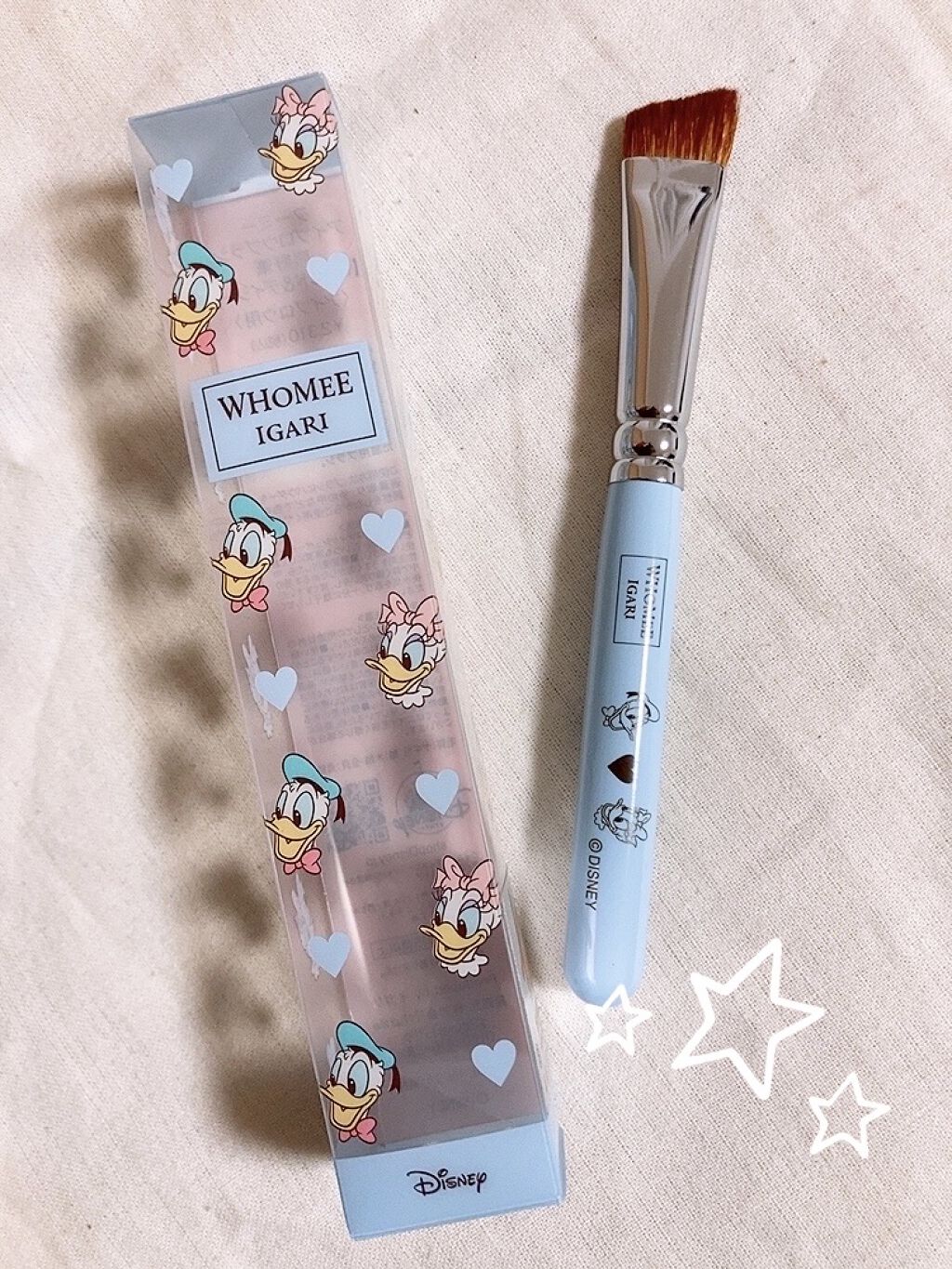 ✔️WHOMEE アイブロウブラシ

買おうと思いながら公式を見るたびに品切れで
なかなか買えずにいましたー。
ディズニーコラボが出ると知り
これはぜったい欲しいなと☺️

実際に使ってみると、想像してた以上に
ブラシ部分のボリュームがあり