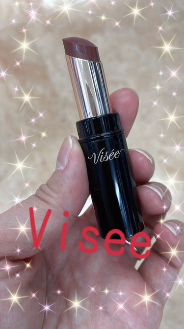 💋Visée　ニュアンス マット ルージュBR340
　　　　　　　　カームブラウン💄


新しいViséeのルージュ♡

この時期らしいマットルージュだけど、
ほのかに透け感があって、
ボテってならず、セミマットくらいで
使える🌸
スルスル〜っとなめらかにぬれます‼️

無香料で、美容成分も入って
うるおいもあるので、乾燥を防ぎます👏

他のカラーもかわいいなぁ❣️

#ニュアンス マット ルージュ#visee#ヴィセ#プチプラコス#ルージュ#セミマット #ウォームメイク の画像 その0