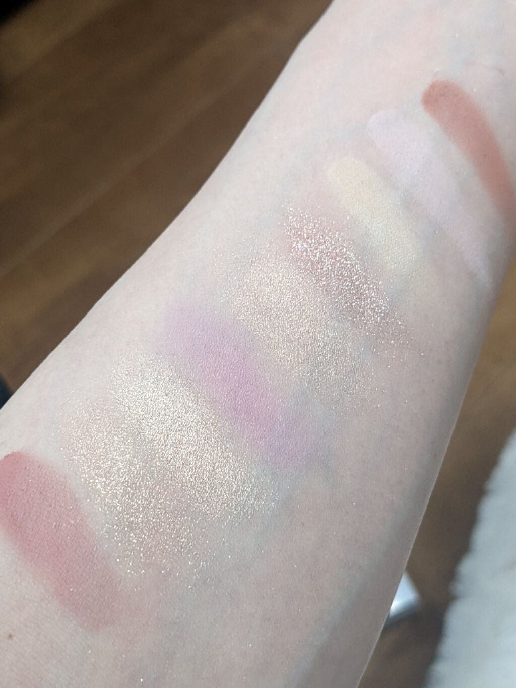 浮生大梦 9色アイシャドウパレット/CATKIN/アイシャドウパレットを使ったクチコミ(4枚目)