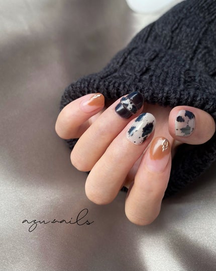 azu on LIPS 「ネイル工房×azu.nailsコラボジェルでカウ柄ネイルベース..」(4枚目)