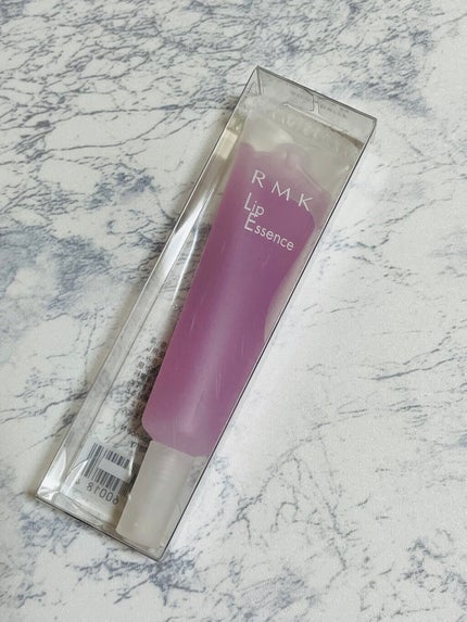 RMK リップエッセンスNのクチコミ「RMK
リップエッセンスN
☑︎ストロベリー
ポップな色が楽しい唇専用の保湿エッセン.....」(2枚目)