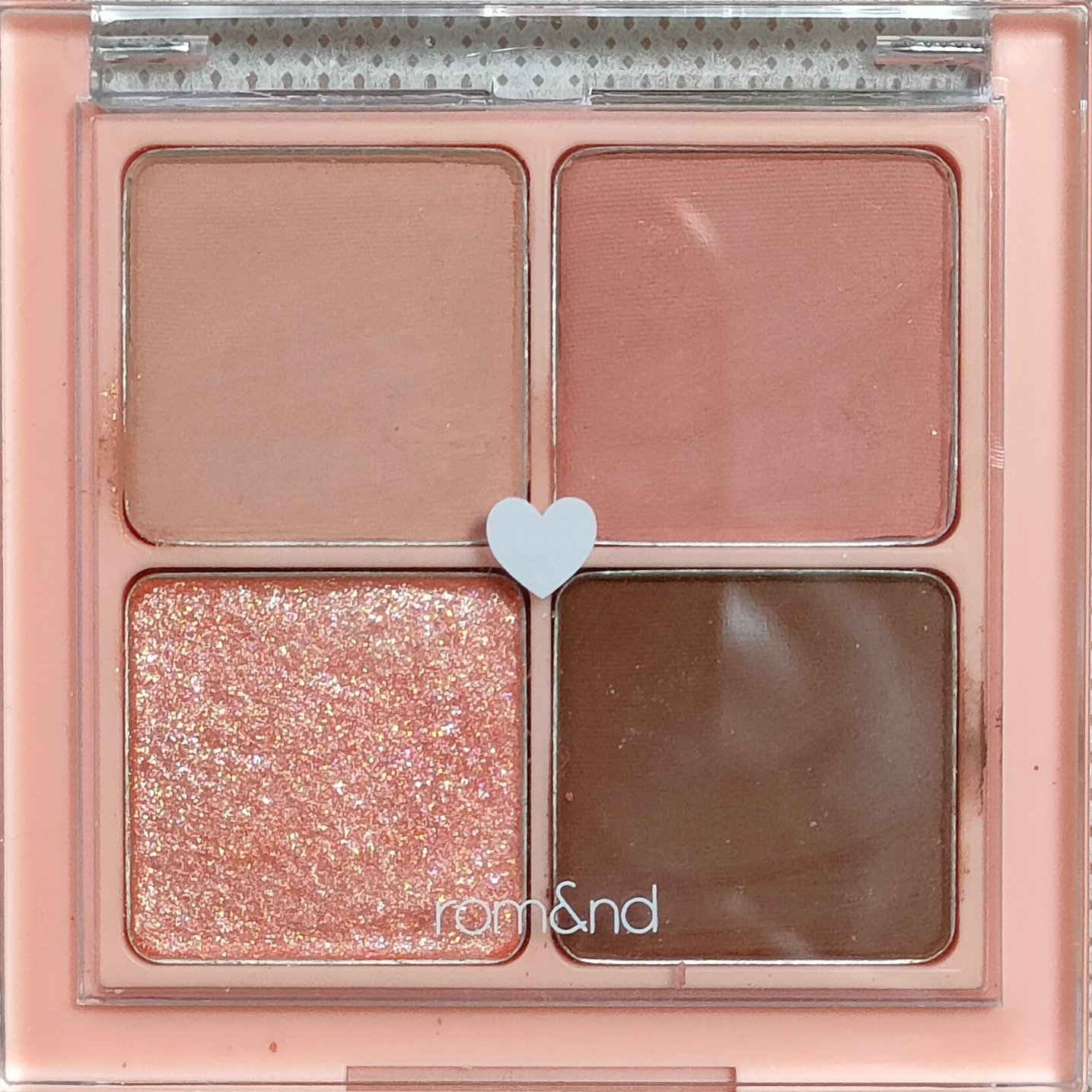 アイ グリッター/ANNA SUI/単色アイシャドウを使ったクチコミ（2枚目）