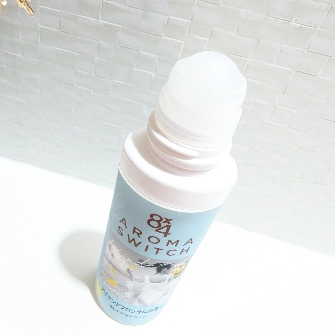 8x4 アロマスイッチ ロールオン アイランドブロッサムの香り/8x4/デオドラント・制汗剤を使ったクチコミ(2枚目)