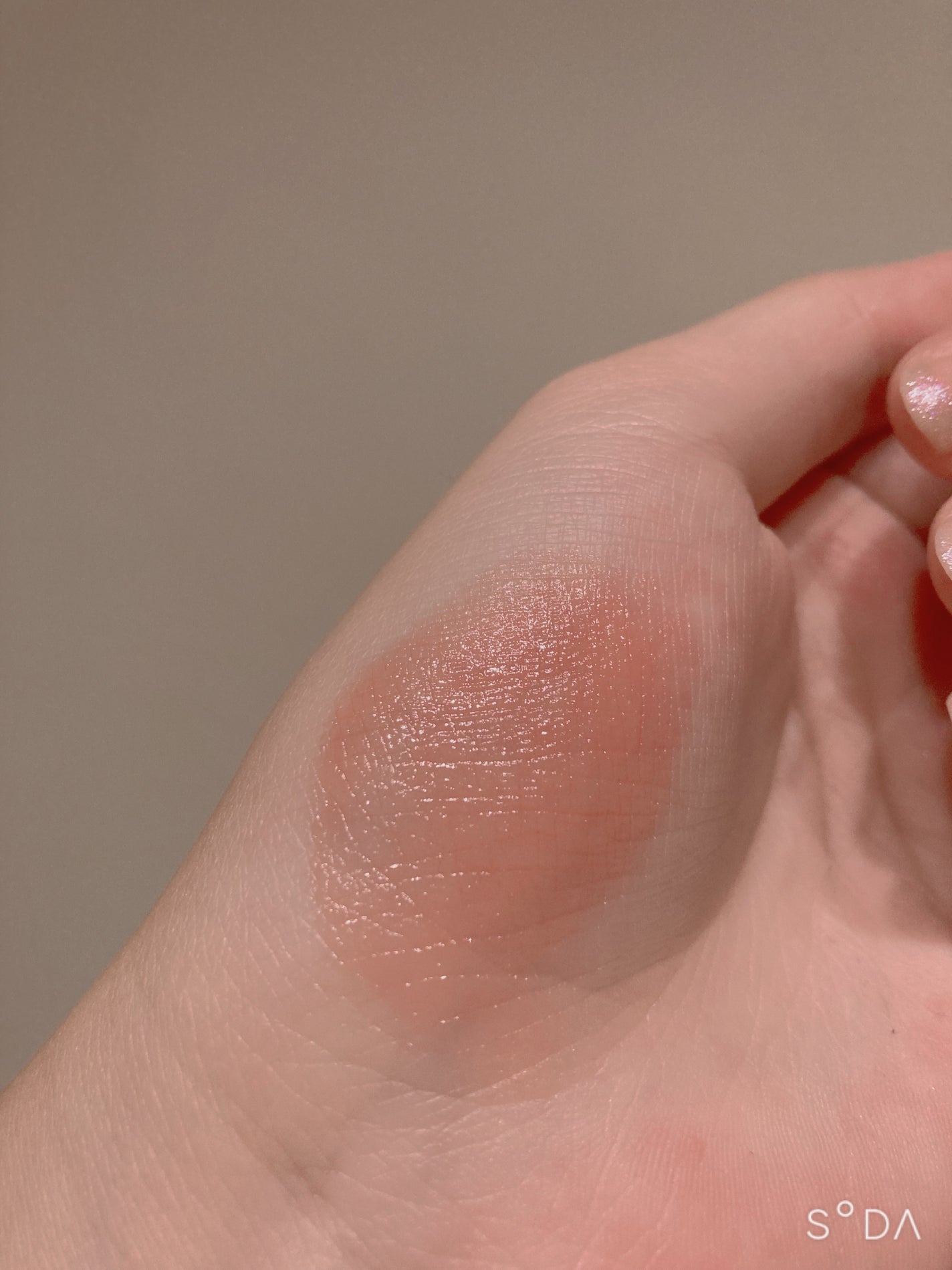 ラスティンググロスリップ/CEZANNE/口紅を使ったクチコミ(3枚目)