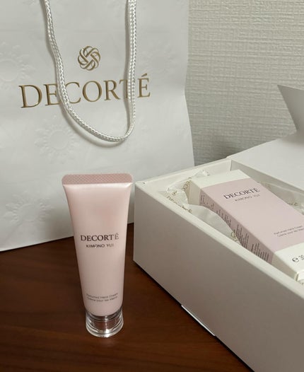 キモノ ユイ パフュームド ハンドクリーム /DECORTÉ/ハンドクリームを使ったクチコミ(1枚目)