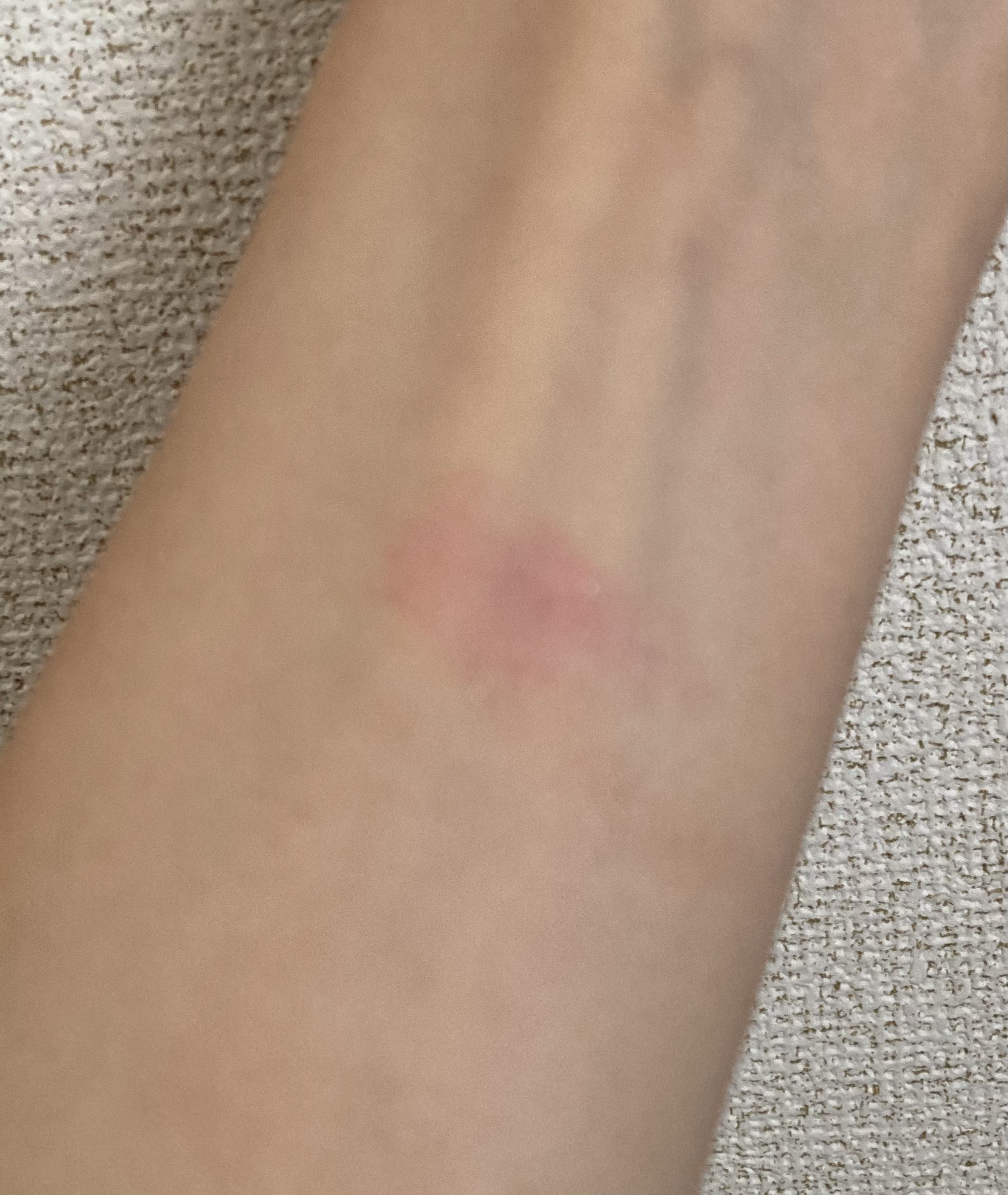 ＵＧＴ　ジュエリーリップスティック 02c　ローズクォーツ/U R GLAM/口紅を使ったクチコミ（2枚目）