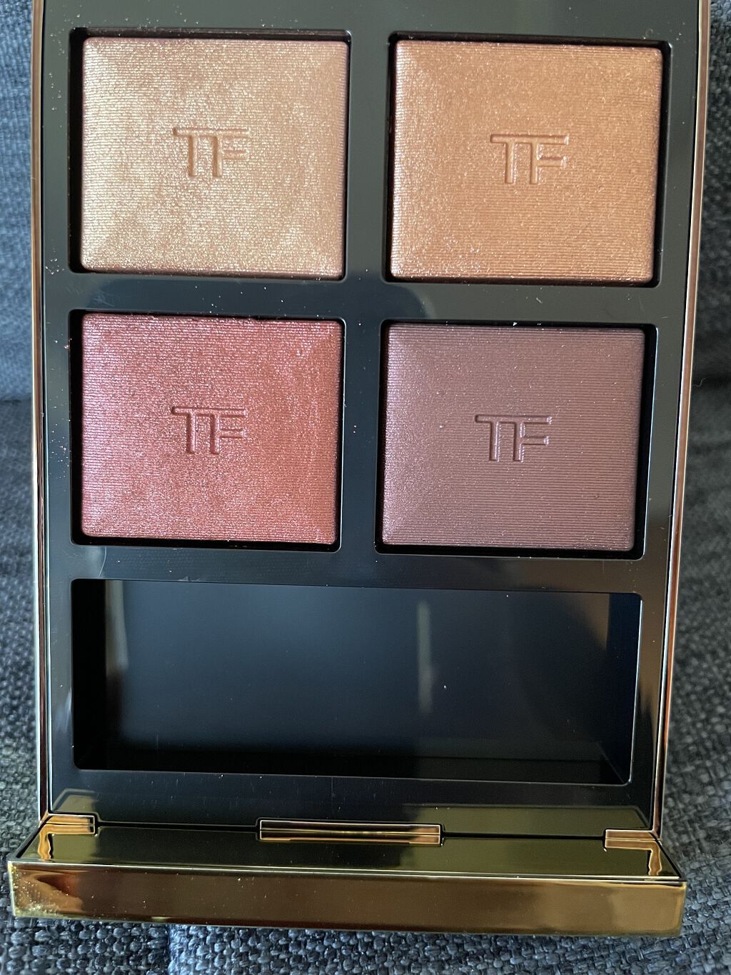 アイ カラー クォード/TOM FORD BEAUTY/アイシャドウパレットを使ったクチコミ（2枚目）