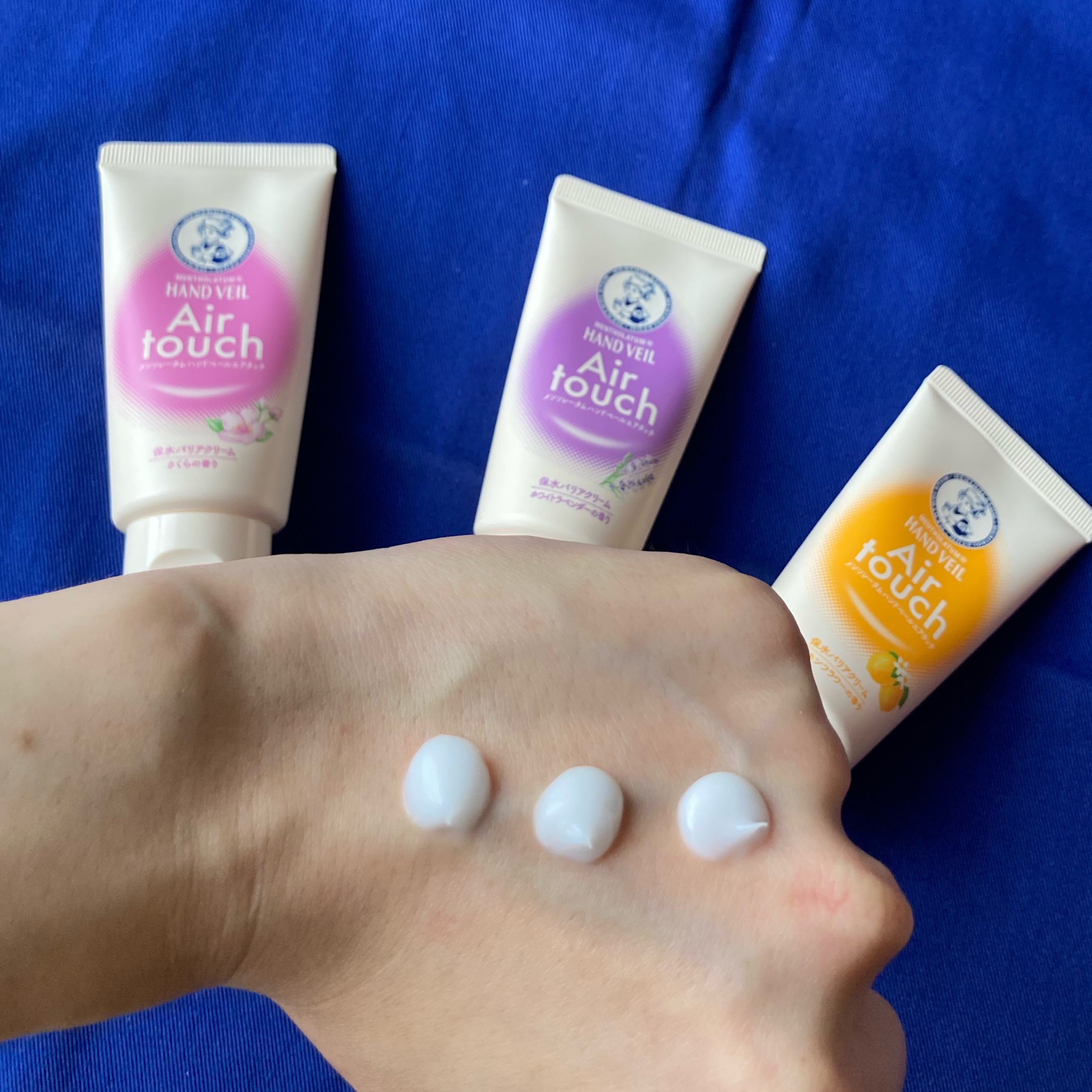 ハンドベールエアタッチ レモンフラワーの香り/メンソレータム/ハンドクリームを使ったクチコミ（2枚目）