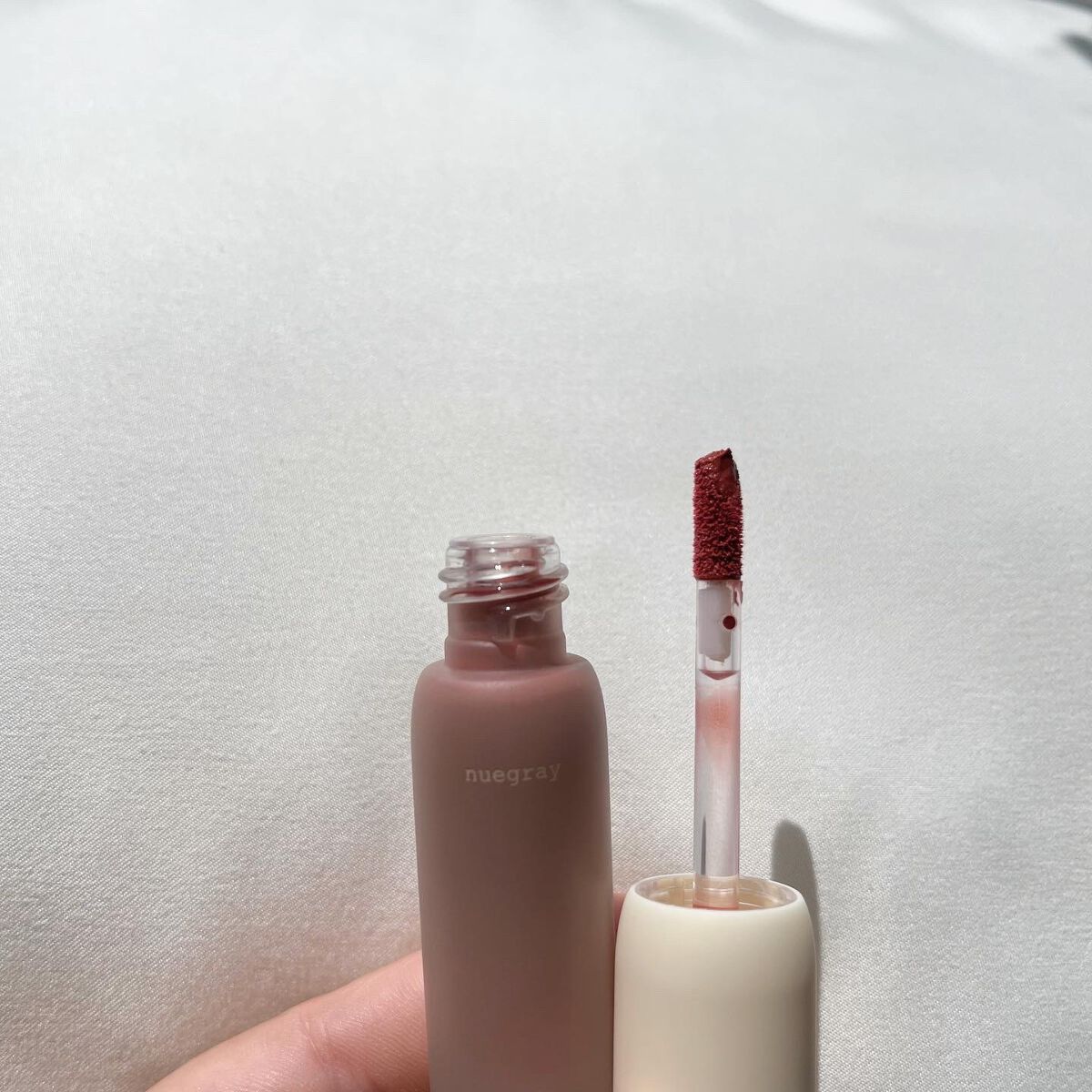 デイリームードマットリキッド/nuegray/リップグロスを使ったクチコミ(2枚目)