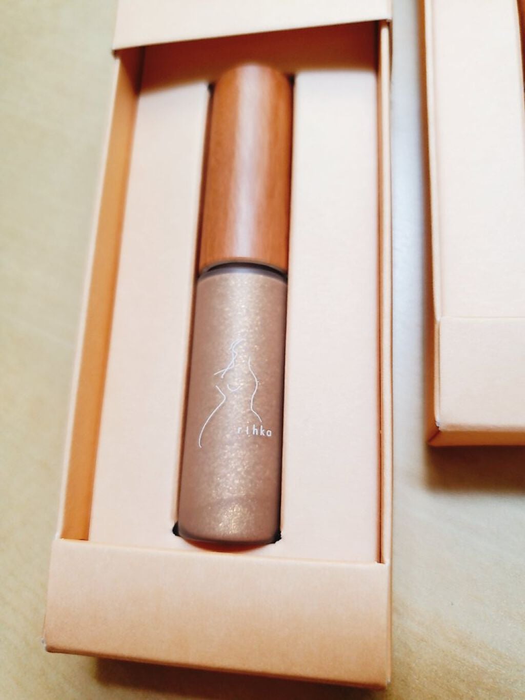 プランプ アイポリッシュS/rihka/ジェル・クリームアイシャドウを使ったクチコミ(4枚目)