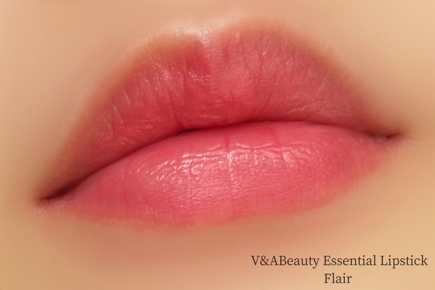 エッセンシャルリップスティック/V&Aビューティー/口紅を使ったクチコミ(4枚目)