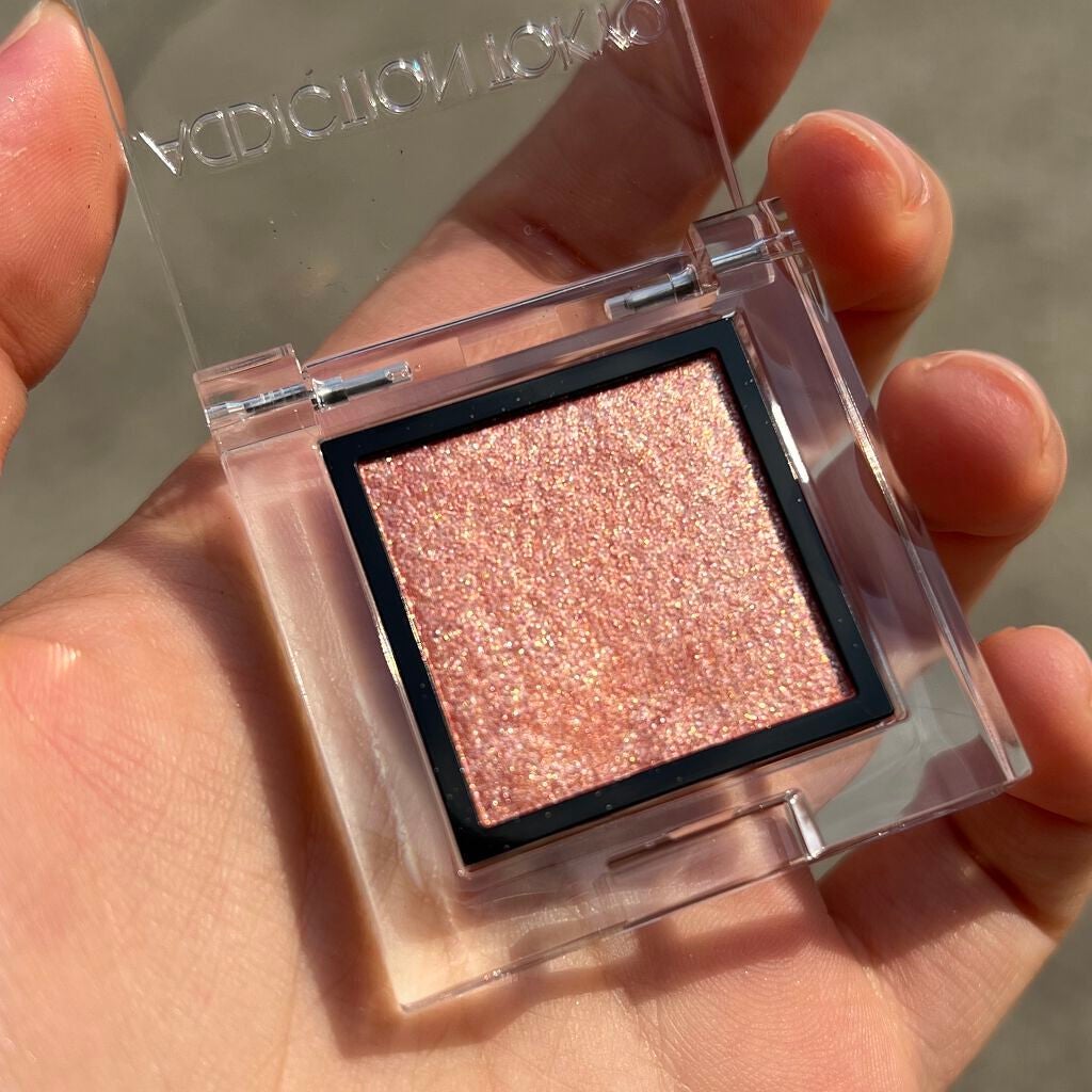 アディクション ザ アイシャドウ スパークル/ADDICTION/単色アイシャドウを使ったクチコミ(4枚目)
