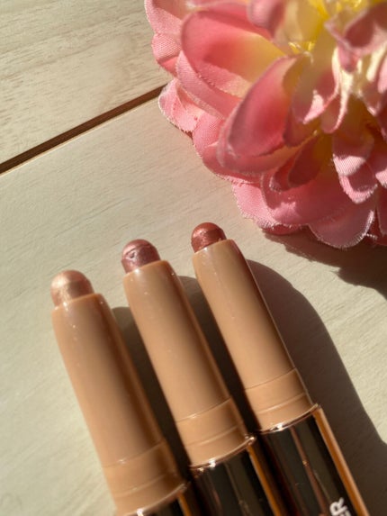 キャビアスティック アイカラー/ローラ メルシエ/スティックアイシャドウを使ったクチコミ(2枚目)