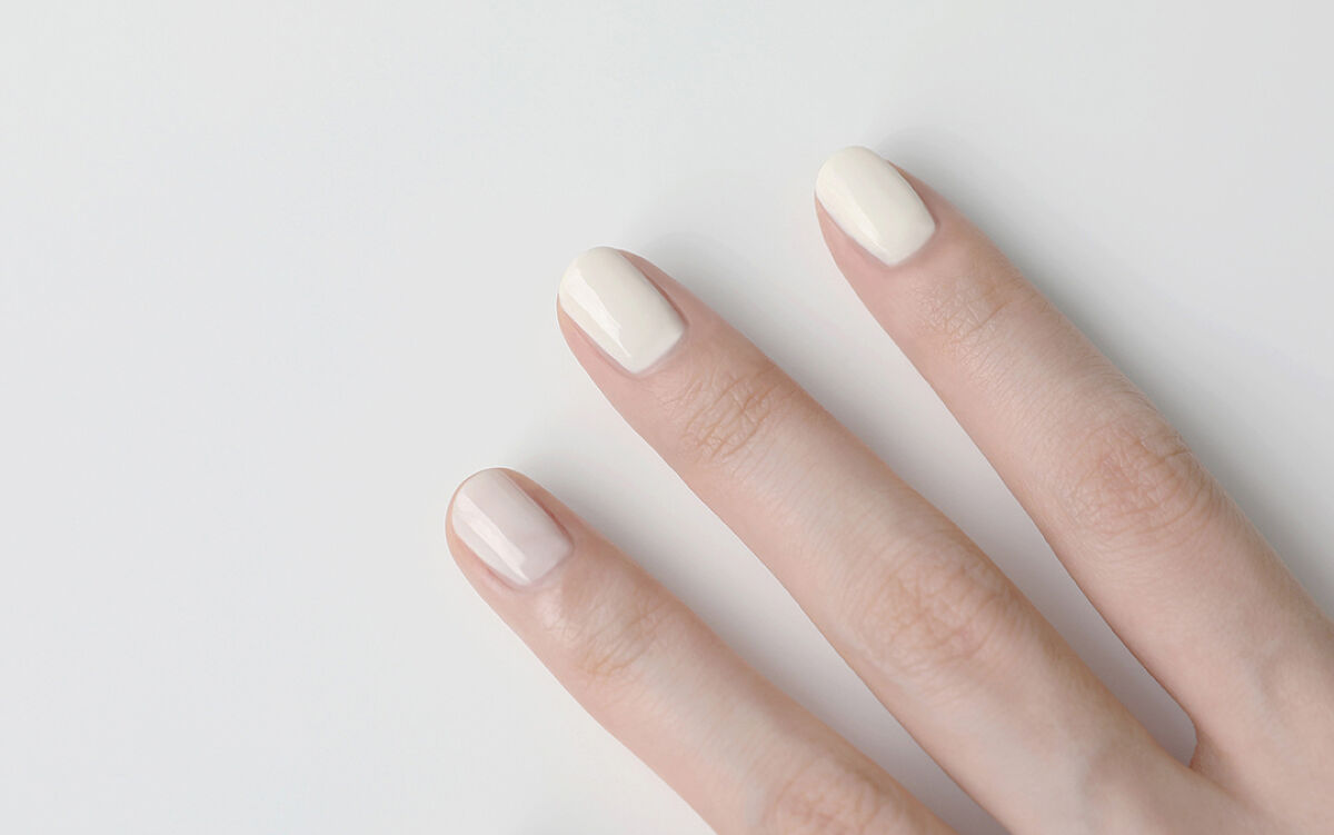 ブラッシングネイルカラー SOFT CREAM