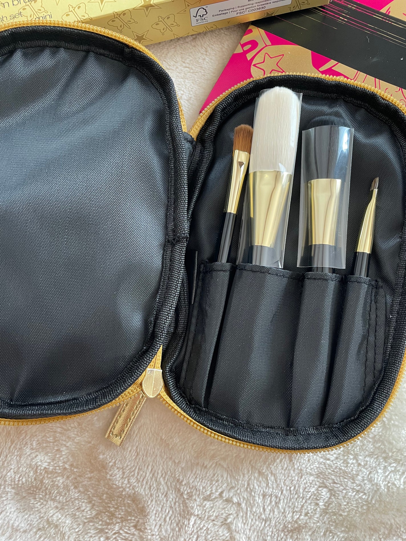 プレミアムブラシ セット(限定)/shu uemura/メイクブラシを使ったクチコミ(5枚目)