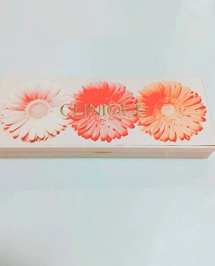 チーク ポップ オン ザ グロウ トリオ パレット/CLINIQUE/パウダーチークを使ったクチコミ(2枚目)