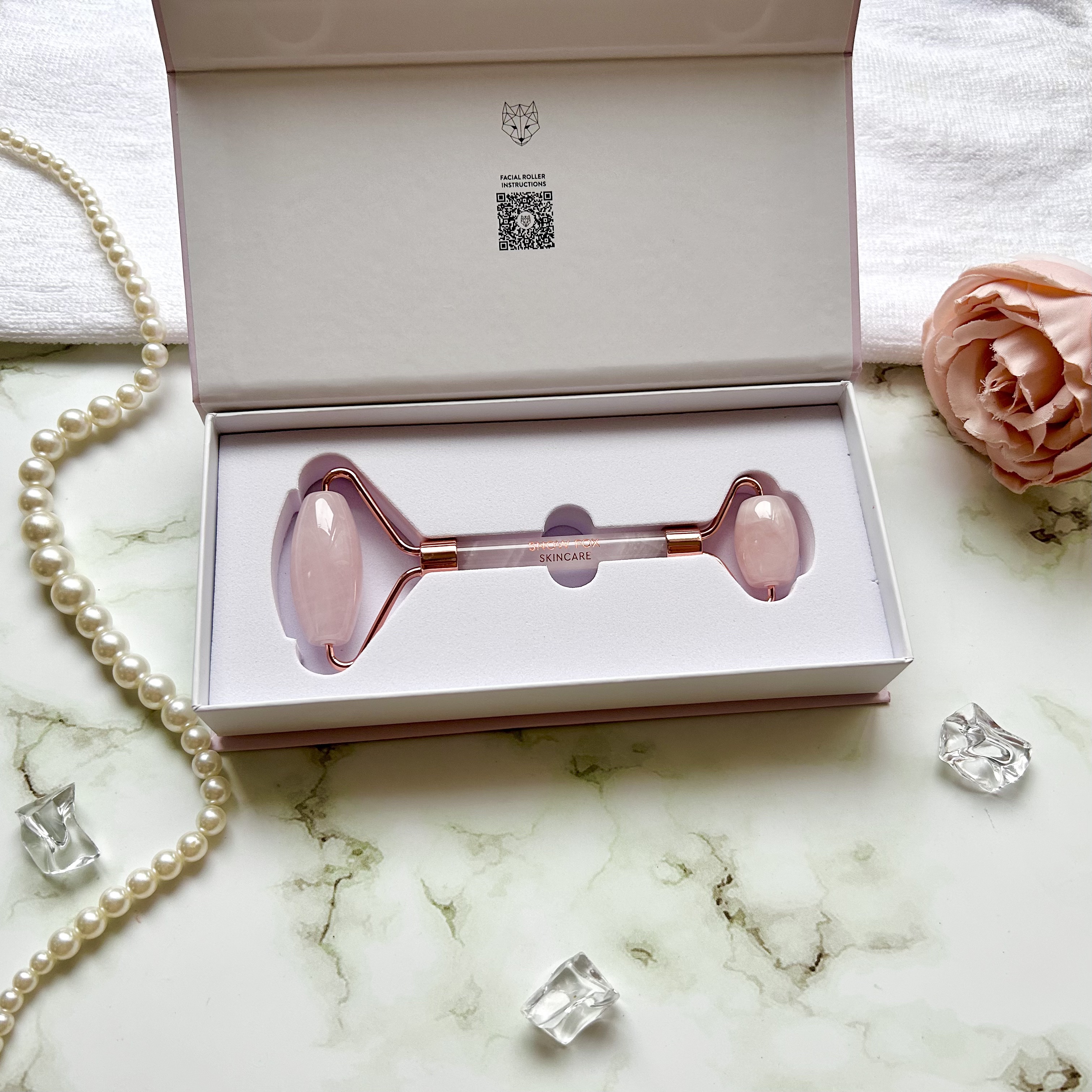 ローズ クォーツ フェイシャル ローラー/SNOW FOX SKINCARE/その他スキンケアグッズを使ったクチコミ（2枚目）
