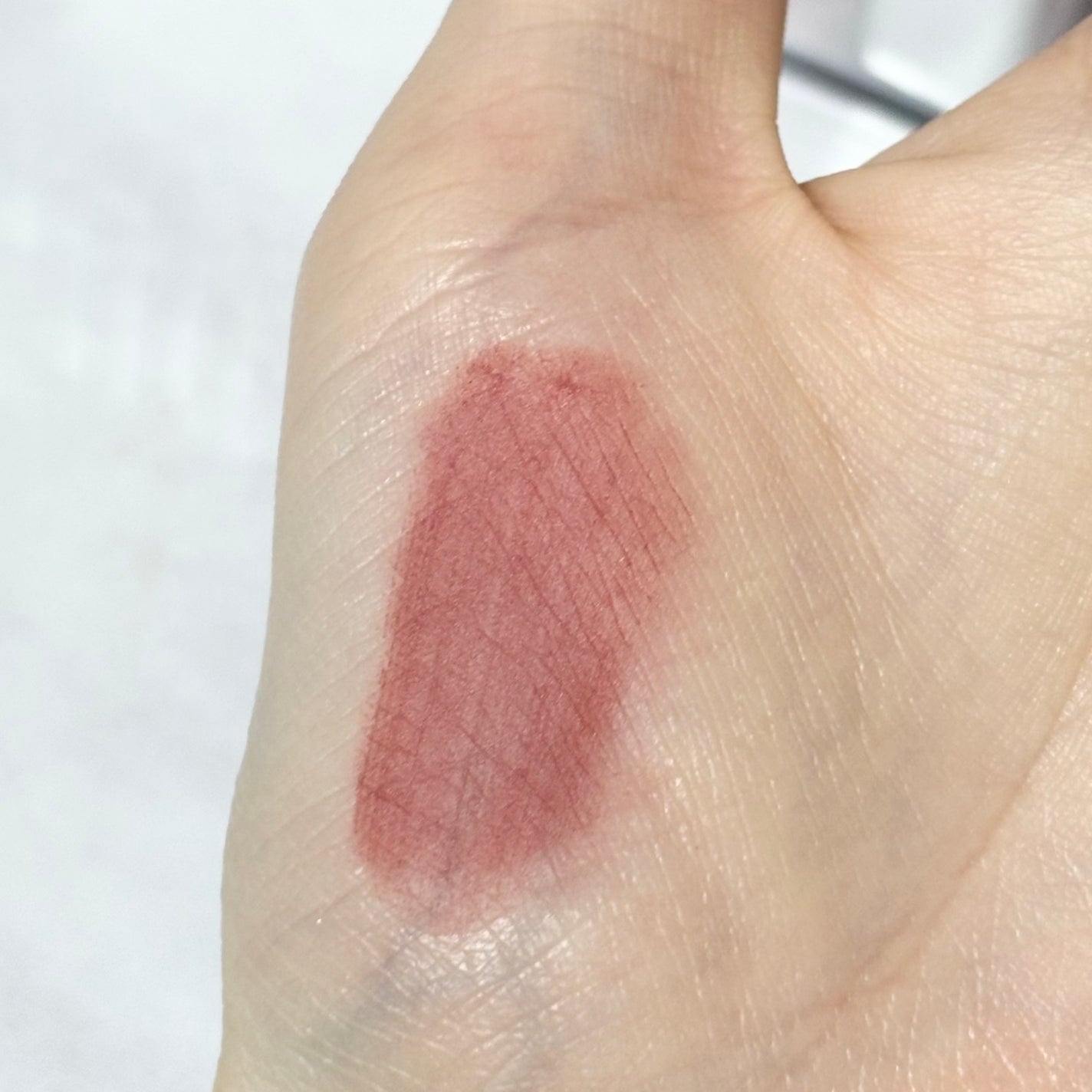 カスタマイズエアリーリップマッド/INTO U/口紅を使ったクチコミ(5枚目)